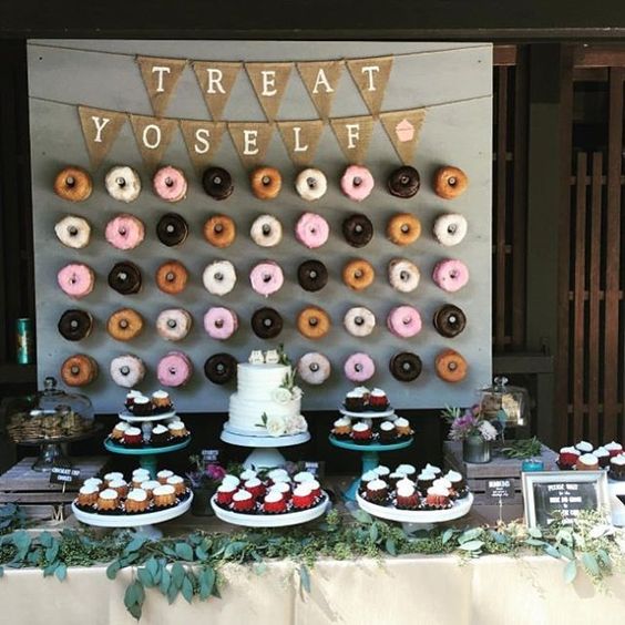 Mouth-watering Donut Wedding Wall Decoration Ideas