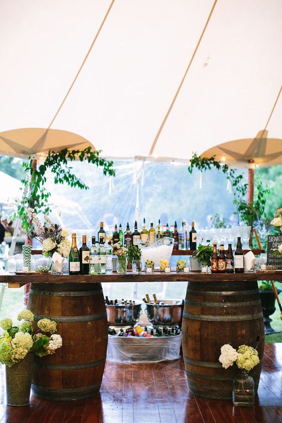 18 Unique and Creative Wedding Drink Bar Ideas for Outdoor Wedding