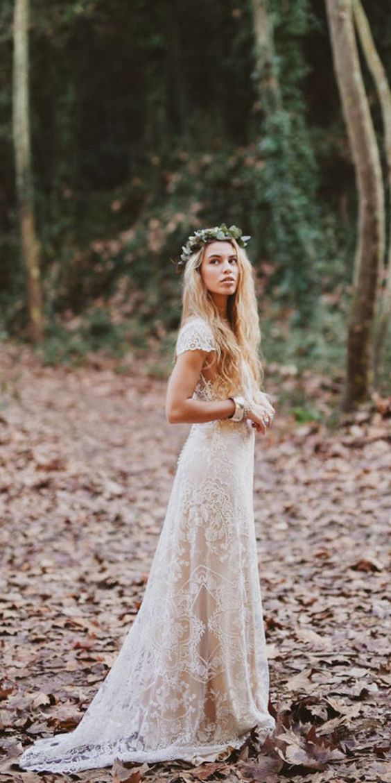 18 Dream and Chic Bohemian Wedding Dresses