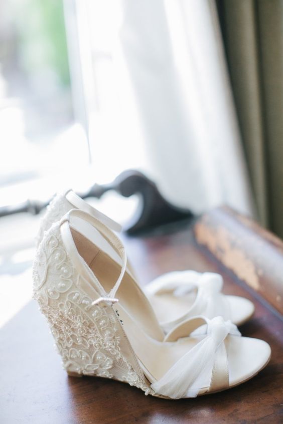 Wedding white shoes gold and Wedding Shoes: