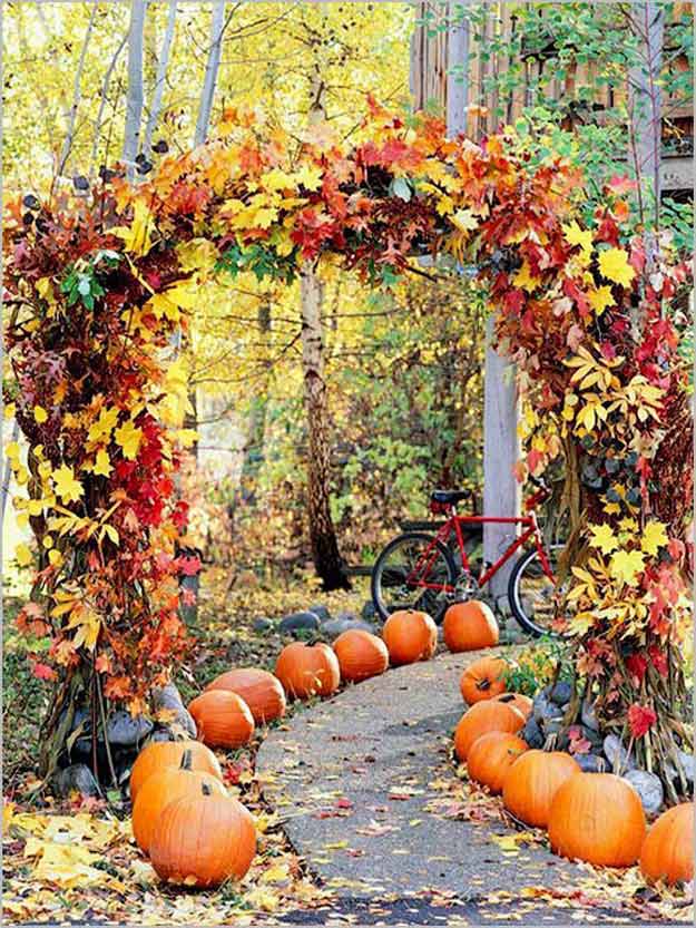 Pumpkin Fall Arch | Fall Wedding Ideas