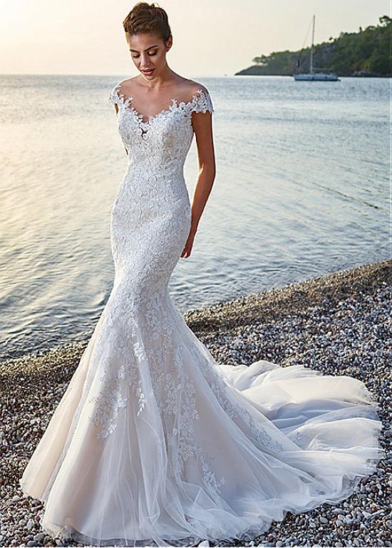 18 Flattering Mermaid Wedding Dresses 