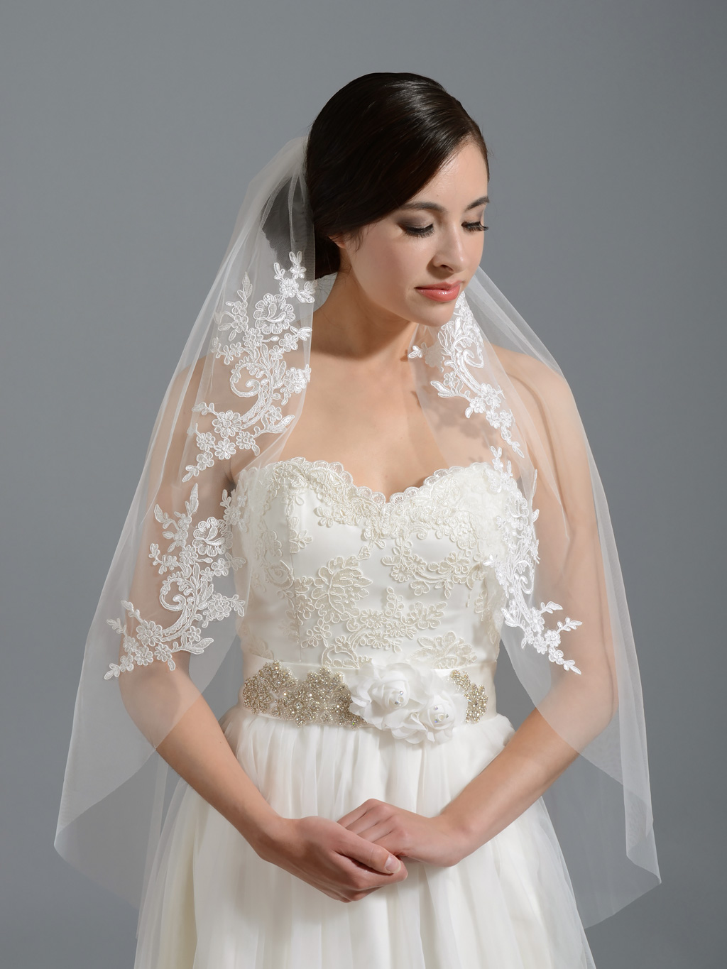  Ivory elbow wedding veil 