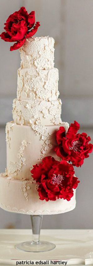 Awesome Valentine’s Day Wedding Cakes