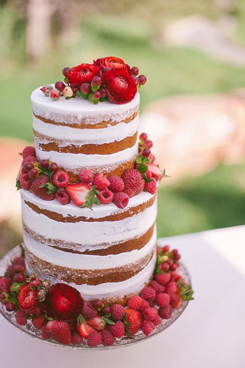 Berry Cakes For Summer Weddings