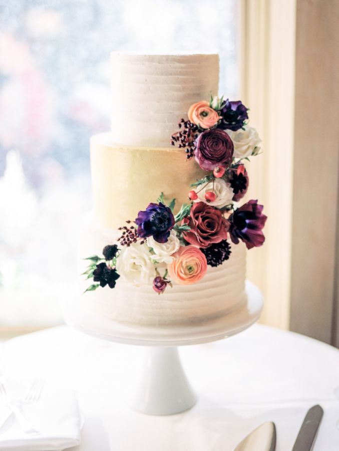 Delicious Fall Wedding Cakes To Get Inspired