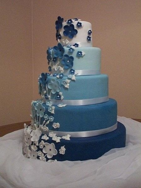 38 Elegant Blue Wedding Cake Ideas You Will Like - ChicWedd