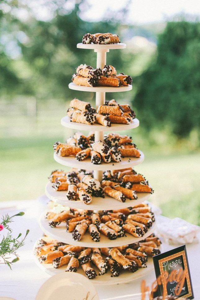 Non-Traditional Wedding Cakes You Will Love