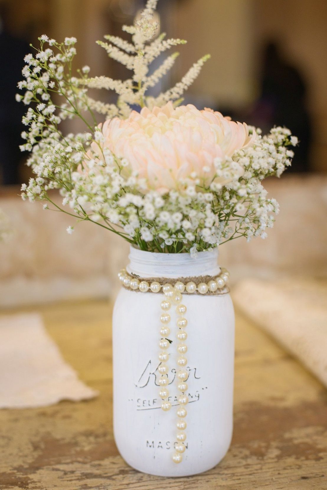 Creative Ways to Use Mason Jars at Your Wedding