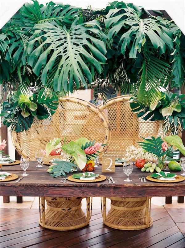 Eye-catching Tropical Wedding Ideas to Rock