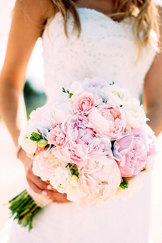 Unique Wedding Bouquets with Special Charm