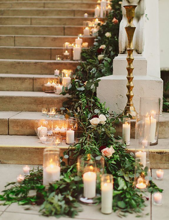 Green and White Wedding Decoration Ideas