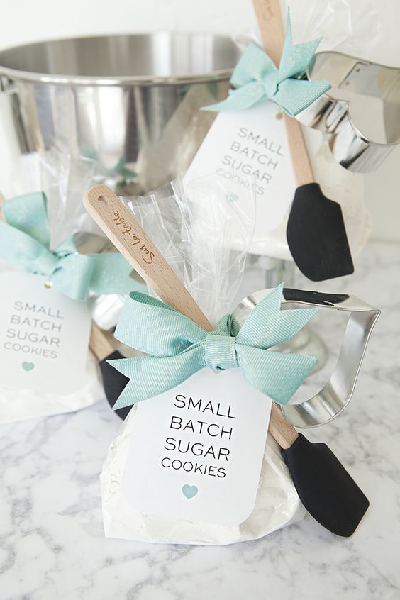 Adorable Bridal Shower Favors Your Guests Will Enjoy