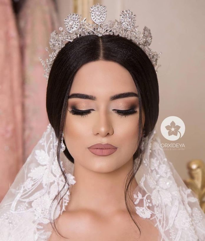 27 Gorgeous Bridal MakeUp Ideas for 2020 – ChicWedd