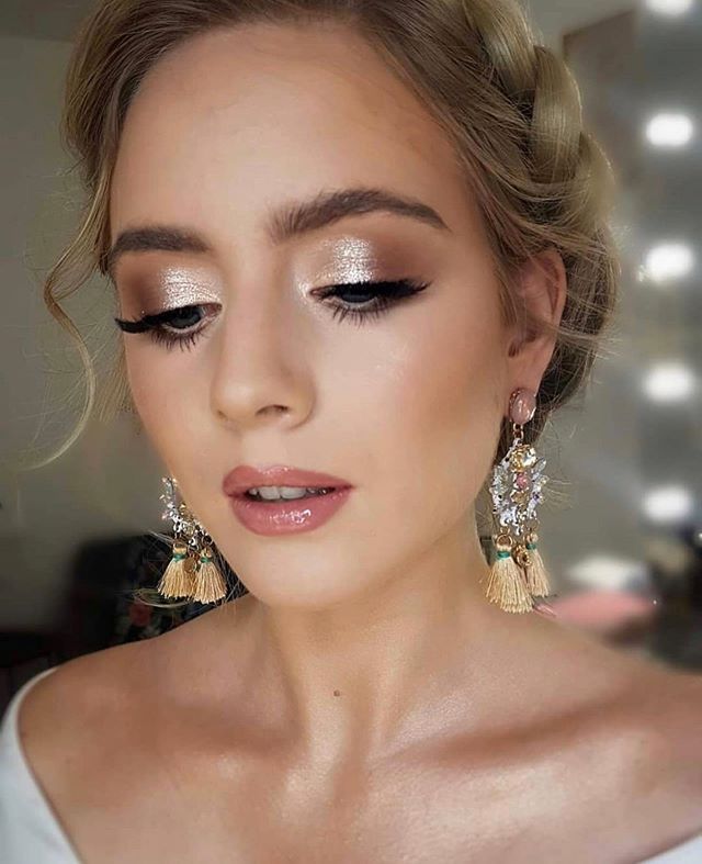 27 Gorgeous Bridal MakeUp Ideas for 2020 - ChicWedd