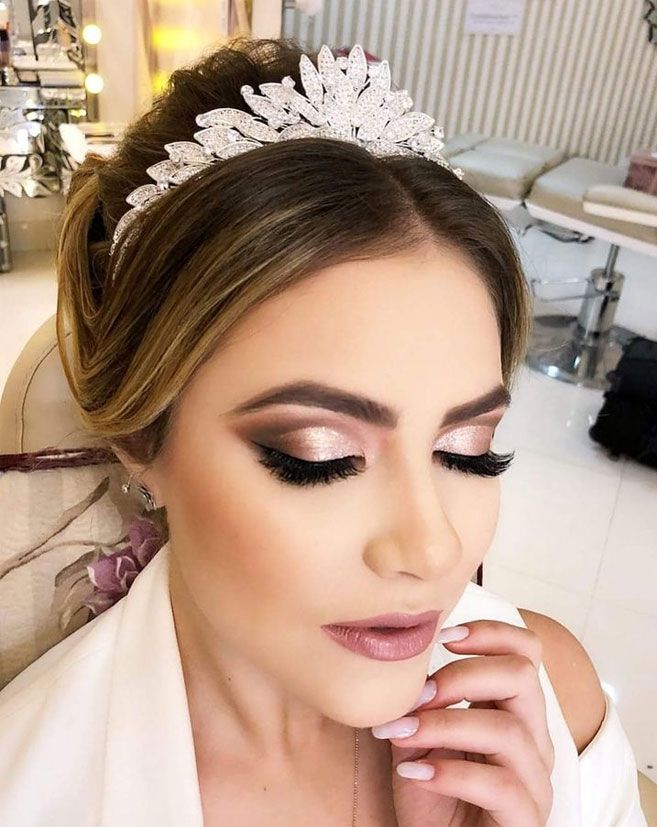 Wedding bride makeup