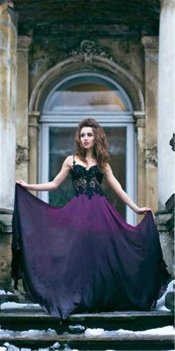 Gothic Wedding Dresses For Every Bride To Stand Out
