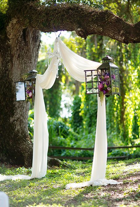 Non Traditional Altars For An Outdoor Wedding