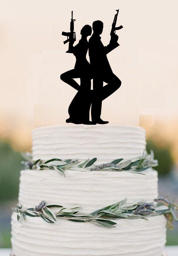 21 Custom Illustrated Wedding Cake Topper Ideas - ChicWedd