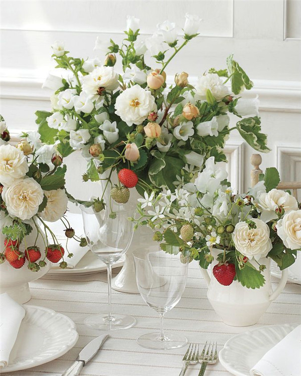 Teapot Table Centerpiece Ideas For Your Wedding