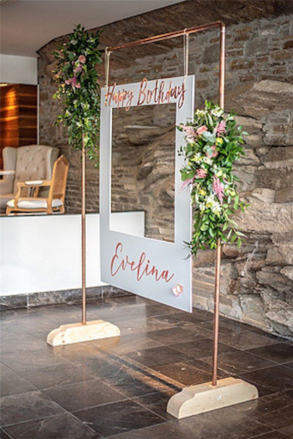 Photo Booth Props Ideas For Your Wedding